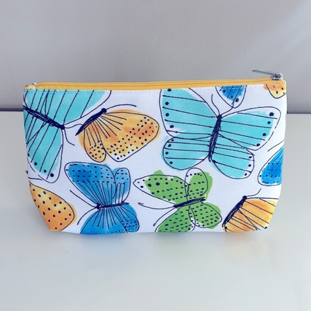 Clinique Vera Neumann Butterflies & Ladybugs Makeup Bag